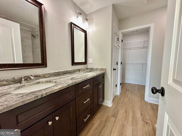 212 Beau Claire Circle, Byron, GA 31008