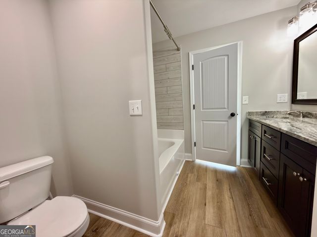 212 Beau Claire Circle, Byron, GA 31008