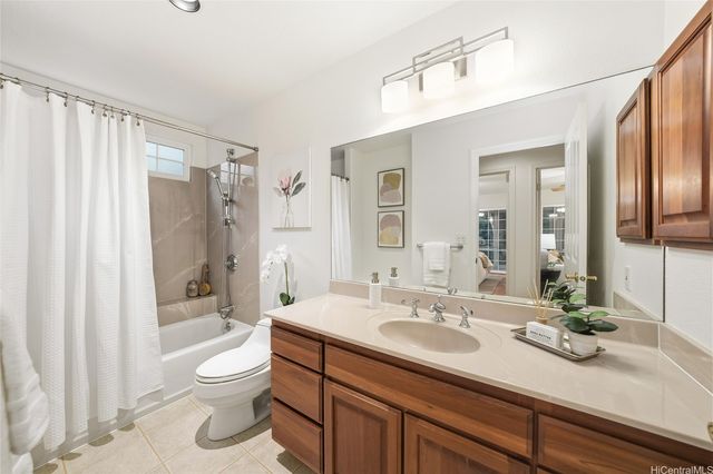 2910 Kalawao Street 2, Honolulu, HI 96822