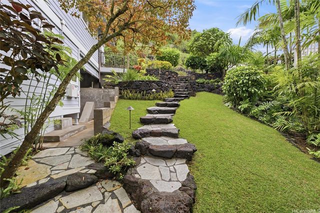 2910 Kalawao Street 2, Honolulu, HI 96822