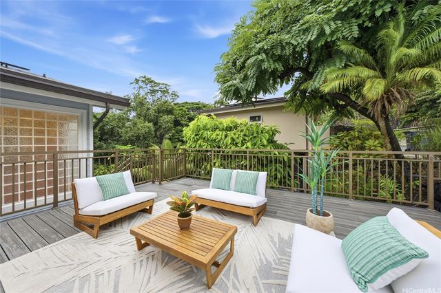 2910 Kalawao Street 2, Honolulu, HI 96822