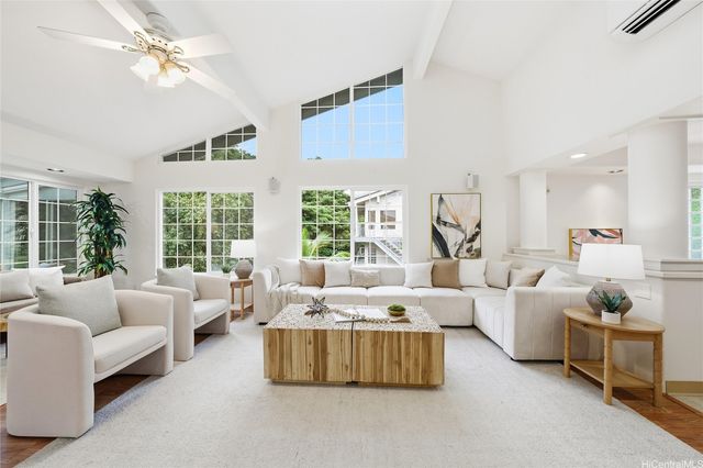 2910 Kalawao Street 2, Honolulu, HI 96822