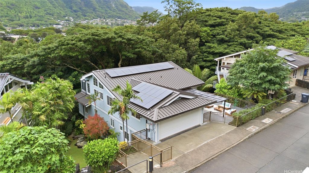 2910 Kalawao Street 2, Honolulu, HI 96822