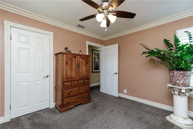 4002 Willow St, Corpus Christi, TX 78411