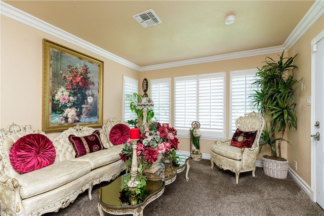 4002 Willow St, Corpus Christi, TX 78411