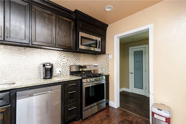 4002 Willow St, Corpus Christi, TX 78411