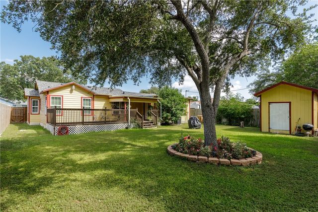 4002 Willow St, Corpus Christi, TX 78411