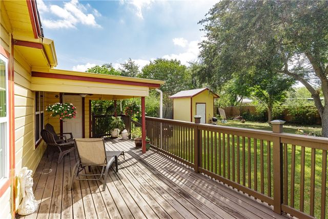 4002 Willow St, Corpus Christi, TX 78411