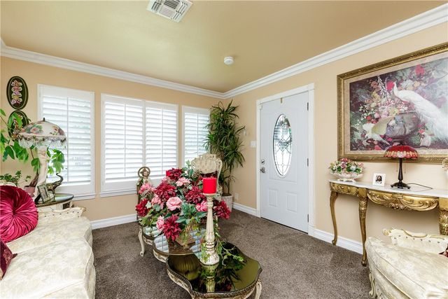 4002 Willow St, Corpus Christi, TX 78411