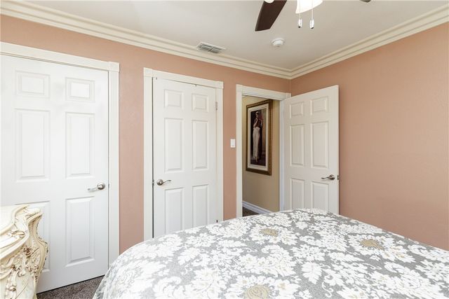 4002 Willow St, Corpus Christi, TX 78411
