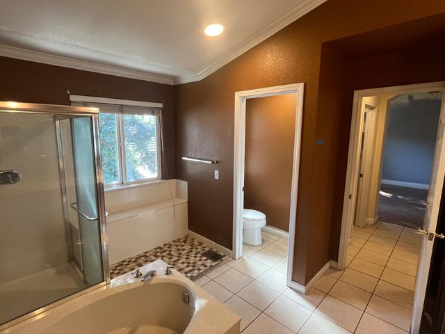 3440 Heatherbrook Dr, Stockton, CA 95219