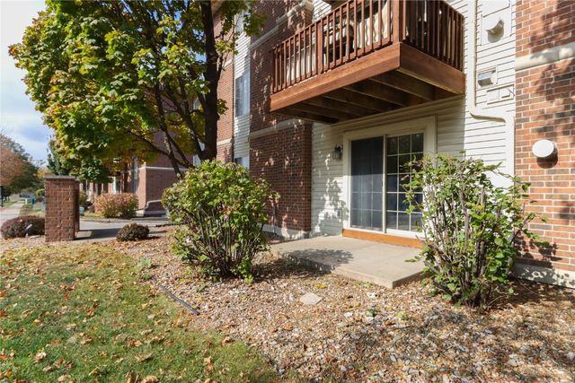 408 West Side Drive, Iowa City, IA 52246