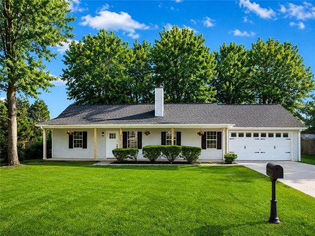 930 Century Oak Drive, Winder, GA 30680