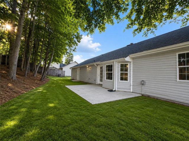 930 Century Oak Drive, Winder, GA 30680