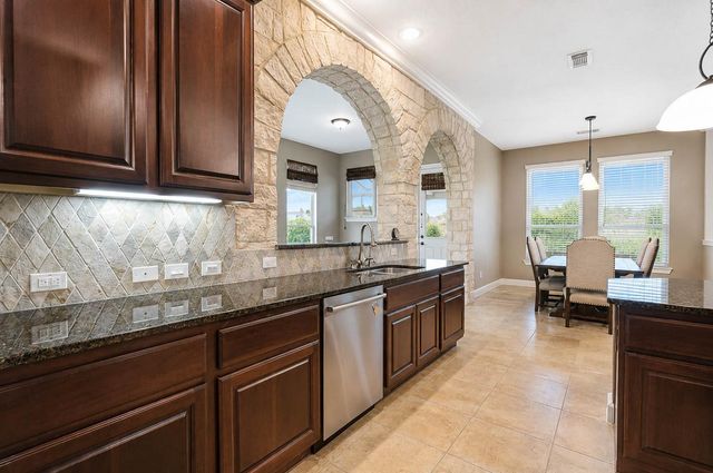 5331 W Farm Way, Fulshear, TX 77441