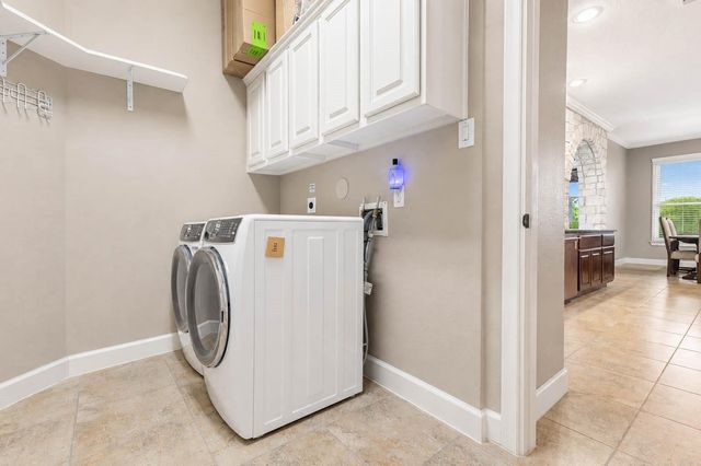 5331 W Farm Way, Fulshear, TX 77441
