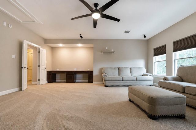 5331 W Farm Way, Fulshear, TX 77441