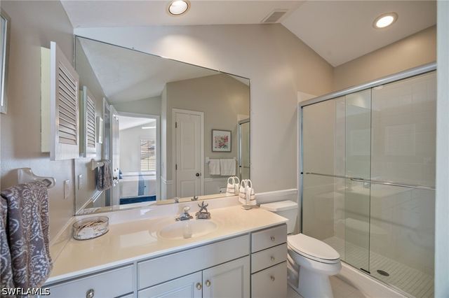158 Cypress View DR 158, Naples, FL 34113