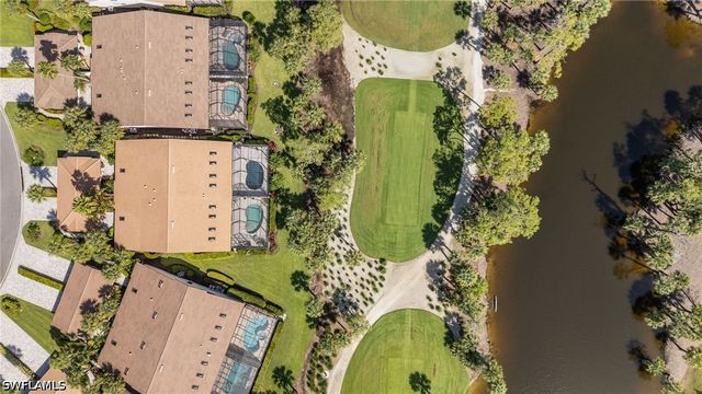 158 Cypress View DR 158, Naples, FL 34113