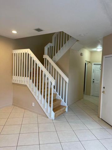 4061 NW 91st Terrace, Sunrise, FL 33351