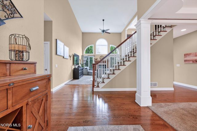6125 E Cobblestones Lane, Sylvania, OH 43560