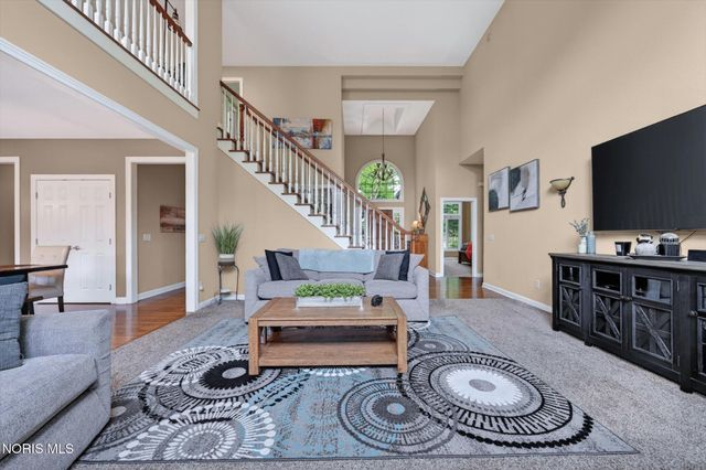 6125 E Cobblestones Lane, Sylvania, OH 43560