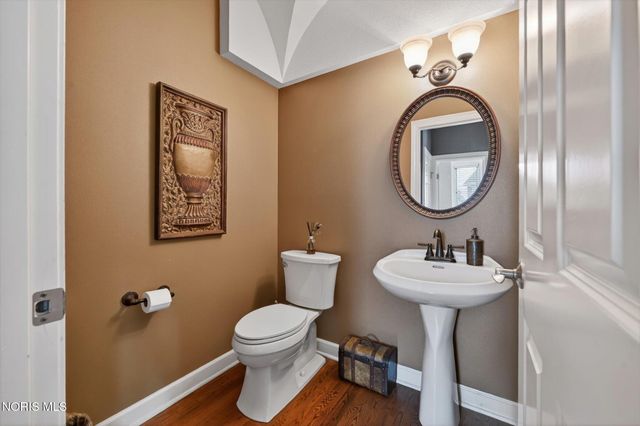 6125 E Cobblestones Lane, Sylvania, OH 43560