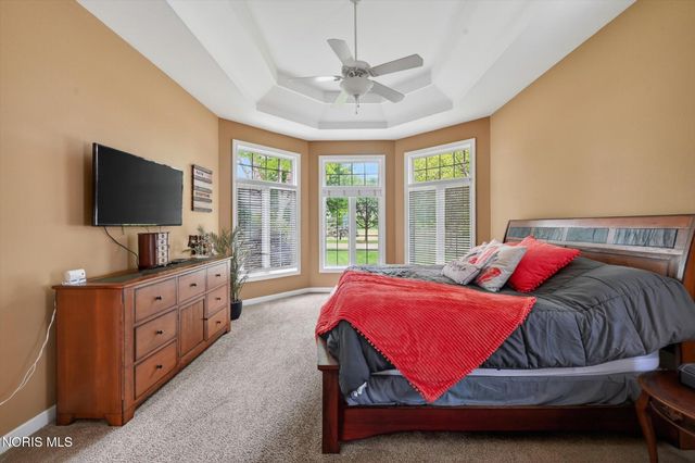 6125 E Cobblestones Lane, Sylvania, OH 43560