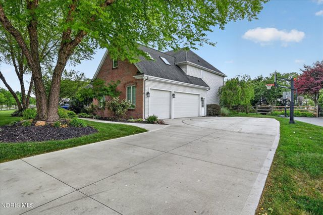 6125 E Cobblestones Lane, Sylvania, OH 43560