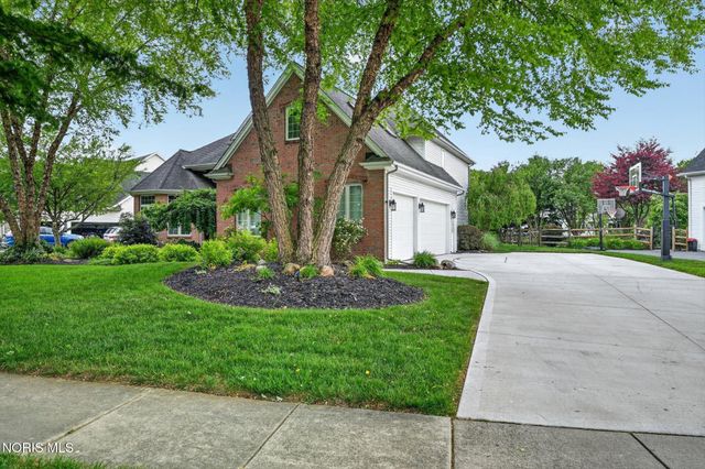 6125 E Cobblestones Lane, Sylvania, OH 43560
