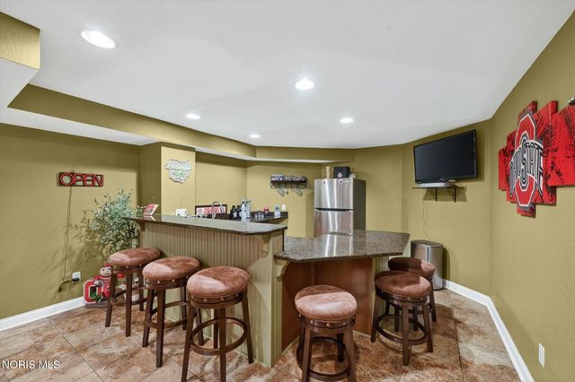 6125 E Cobblestones Lane, Sylvania, OH 43560