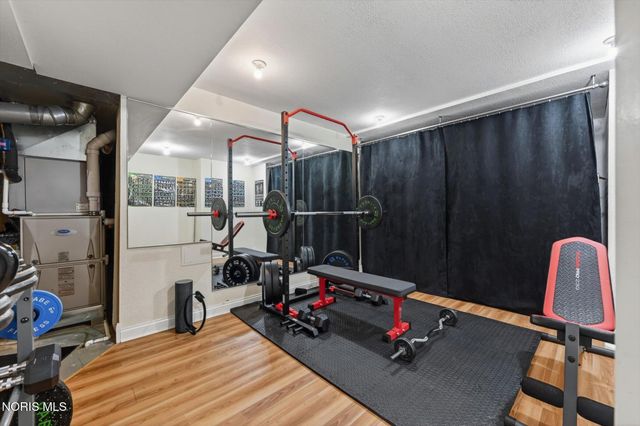 6125 E Cobblestones Lane, Sylvania, OH 43560