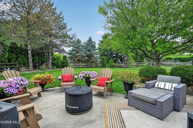 6125 E Cobblestones Lane, Sylvania, OH 43560