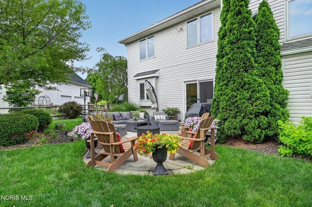 6125 E Cobblestones Lane, Sylvania, OH 43560
