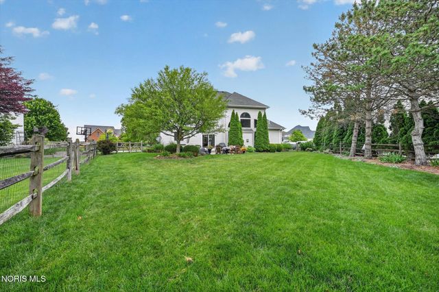 6125 E Cobblestones Lane, Sylvania, OH 43560