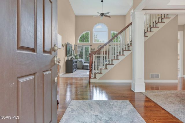 6125 E Cobblestones Lane, Sylvania, OH 43560