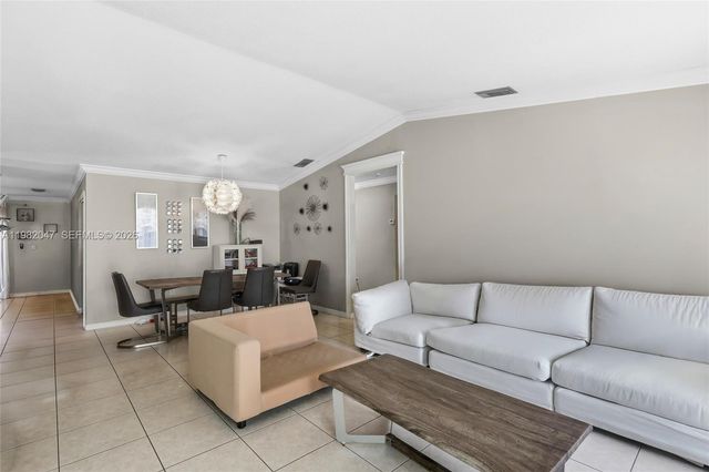 12633 SW 224th St, Miami, FL 33170