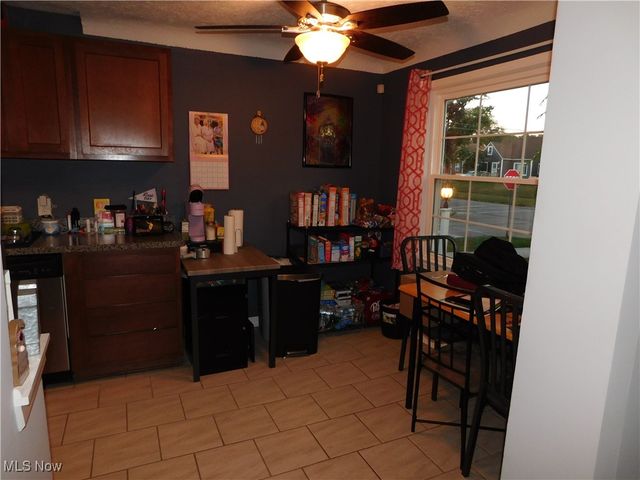 4802 Grantwood Drive, Parma, OH 44134