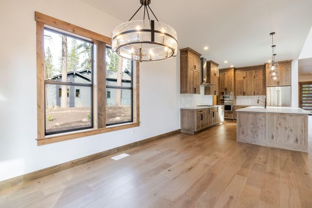 56236 Rockcress Lane 436, Bend, OR 97707