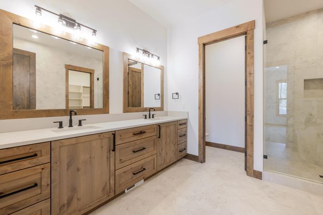 56236 Rockcress Lane 436, Bend, OR 97707