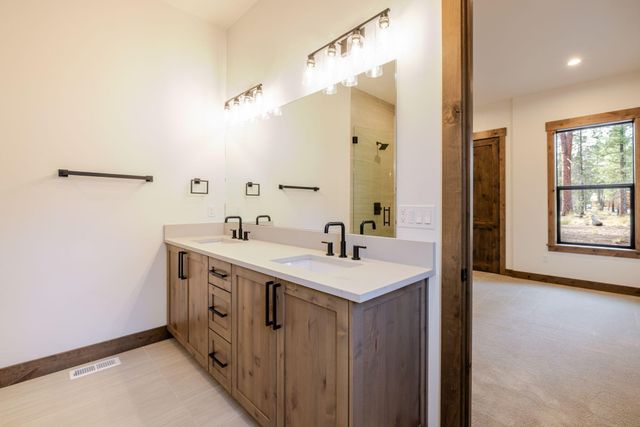 56236 Rockcress Lane 436, Bend, OR 97707