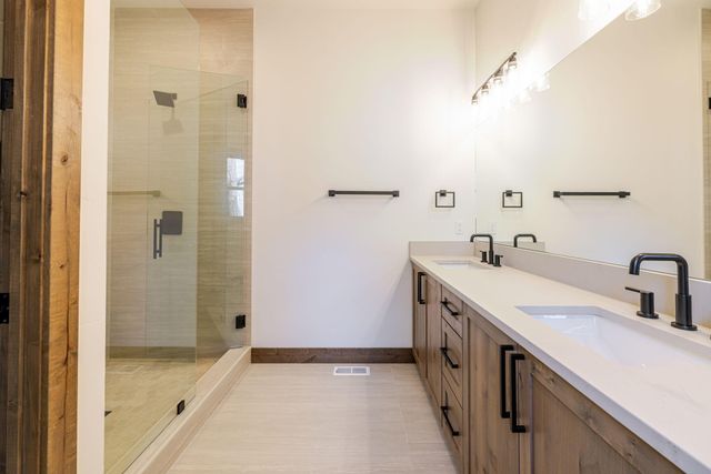 56236 Rockcress Lane 436, Bend, OR 97707