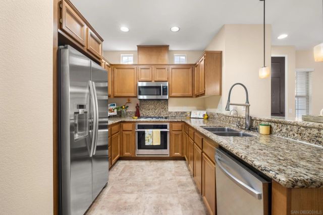 14138 Brent Wilsey Place 3, San Diego, CA 92128