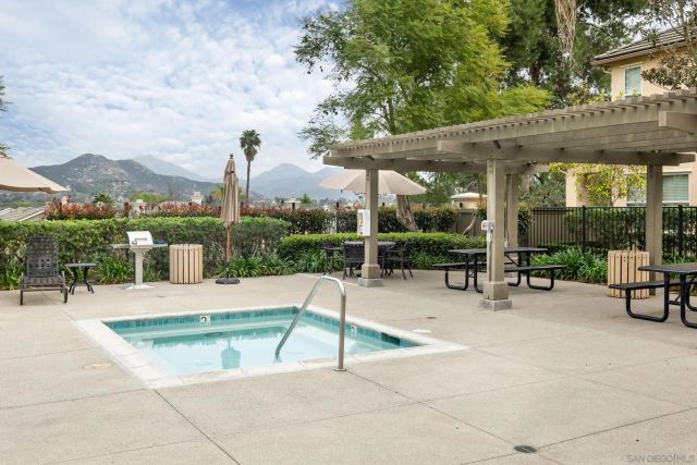 14138 Brent Wilsey Place 3, San Diego, CA 92128