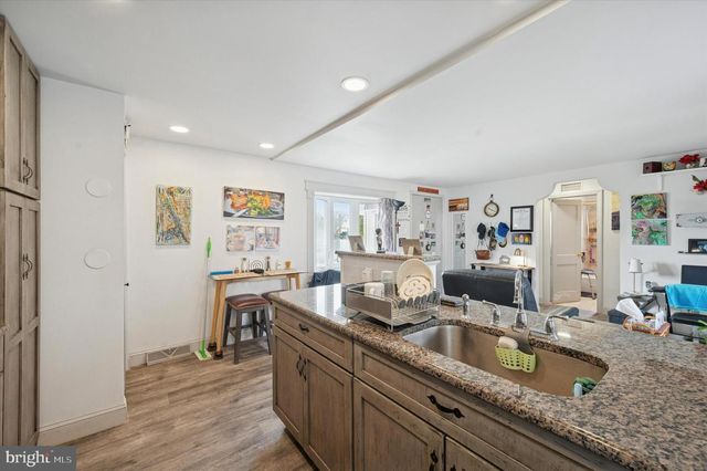 51 JEFFERSON AVE, Mount Ephraim, NJ 08059