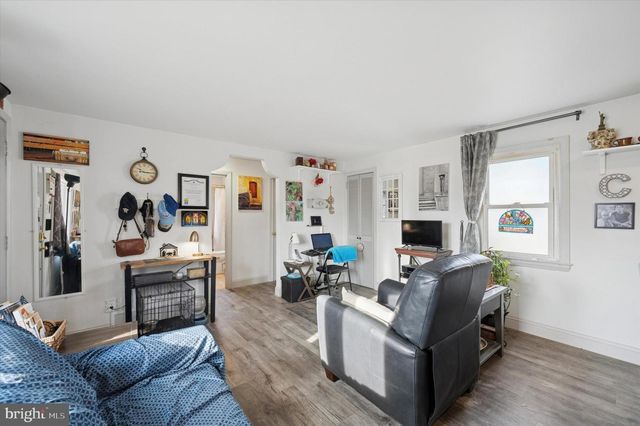 51 JEFFERSON AVE, Mount Ephraim, NJ 08059