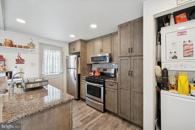 51 JEFFERSON AVE, Mount Ephraim, NJ 08059