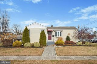 51 JEFFERSON AVE, Mount Ephraim, NJ 08059