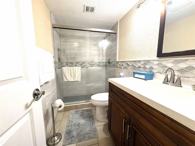 271 S Hollybrook Drive 205, Pembroke Pines, FL 33025