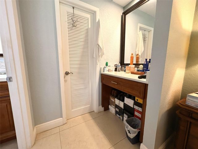 271 S Hollybrook Drive 205, Pembroke Pines, FL 33025